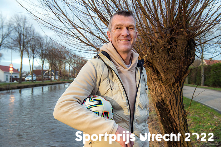 2023 Marinus Dijkhuizen_Sportprijs 2022_naamsvermelding Fotostudio Red Green Blue